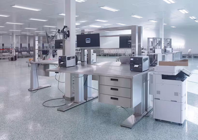 Inox inpaktafel en werktafel voor gebruik in cleanrooms