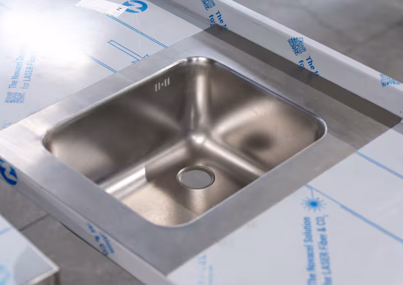 Inox spoelbak en spoeltafel voor gebruik in cleanrooms